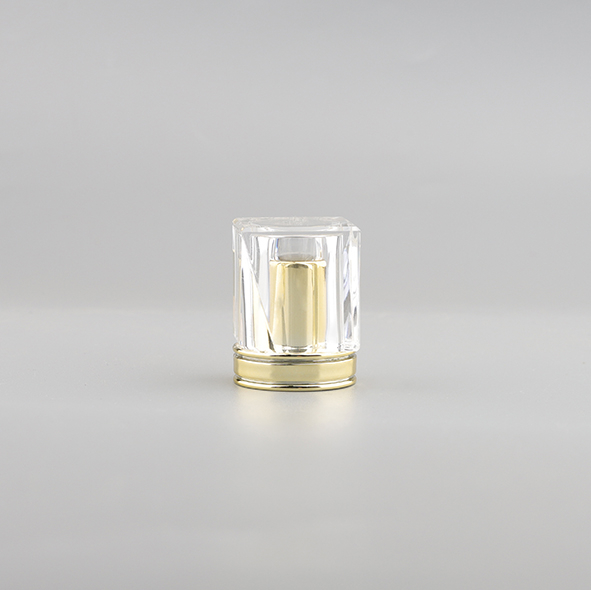 Plastic cap G-551