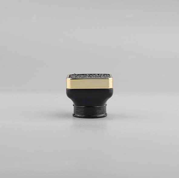 Plastic cap G-931