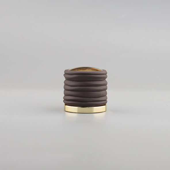 Plastic cap G-805