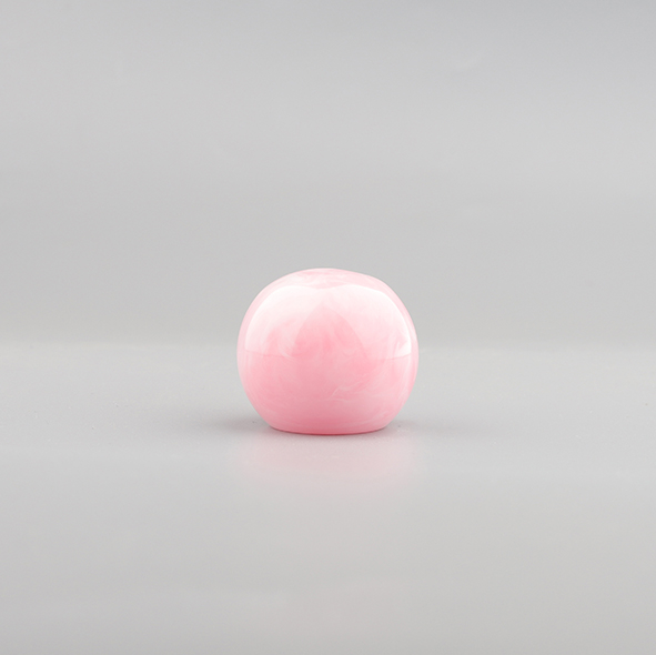 Plastic cap G-635