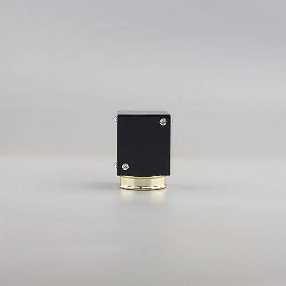 Plastic cap G-746