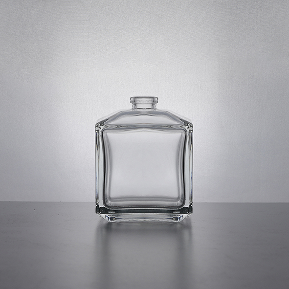 XS0124 Crimp bottle 50ML